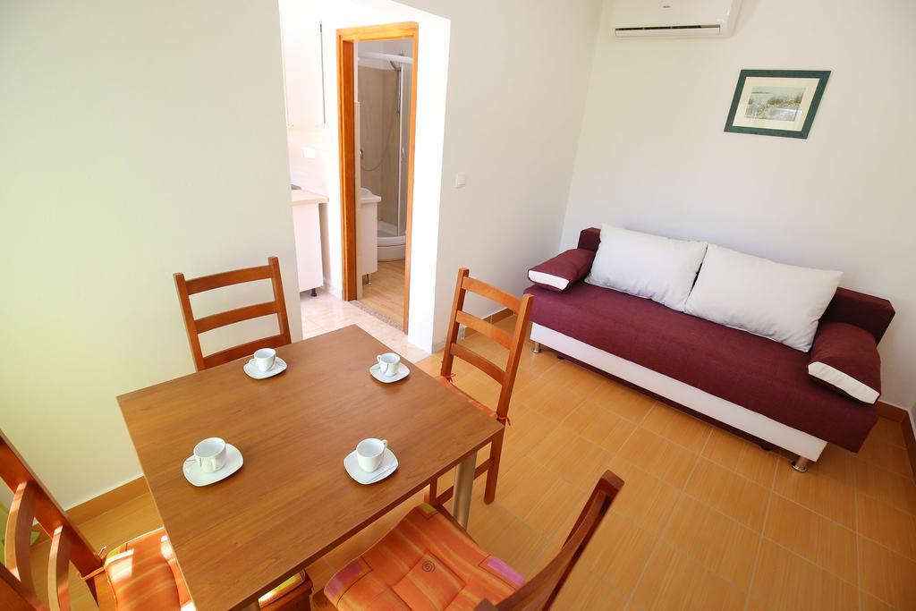 Holiday Home Zemljak Sukošan Extérieur photo